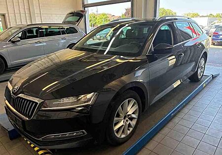 Skoda Superb 2.0TDI Premium Edition Virtual Navi Leder