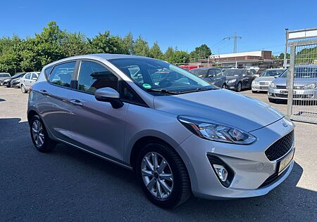 Ford Fiesta Active PDC KAMERA 77000KM