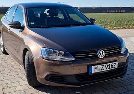 VW Jetta Volkswagen 1.2 TSI HIGHLINE BlueMotion Technolog...