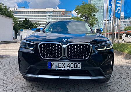 BMW X4 xDrive30i Laser HUD AHK Harman Leder RFK 20"