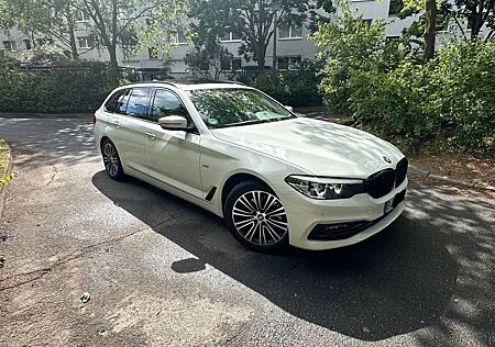 BMW 520d Touring A -