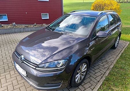 VW Golf Volkswagen 1.6 TDI Blue Motion Variant LOUNGE