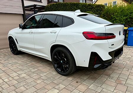 BMW X4 M40d Laser AHK Pano M Sitze