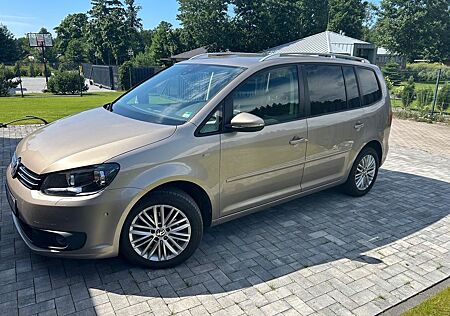 VW Touran Volkswagen Diesel Automatik / Standheizung