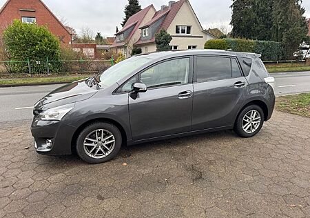 Toyota Verso 1.6 *Panorama+Navi+Kamera+PDC+Alu*Scheckhf