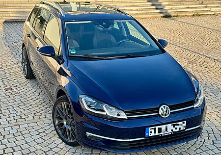 VW Golf Volkswagen VII Join LED Navi AHK Standheizung Panorama