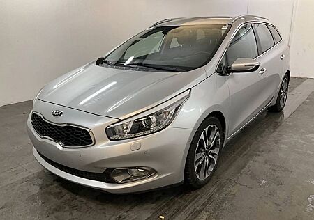 Kia Cee'd Sportswagon 1.6 GDI Spirit Xenon Navi 1.Hd