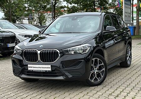 BMW X1 sDrive18d Sport-Aut. Navigation SHZ AHK 18"