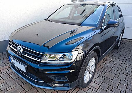 VW Tiguan Volkswagen 1.4 TSI DSG 4MOTION Highline 1. Hand