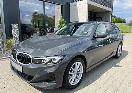 BMW 318i Aut. Touring/Panorama/el.Sitze/Sitzhzg/DAB