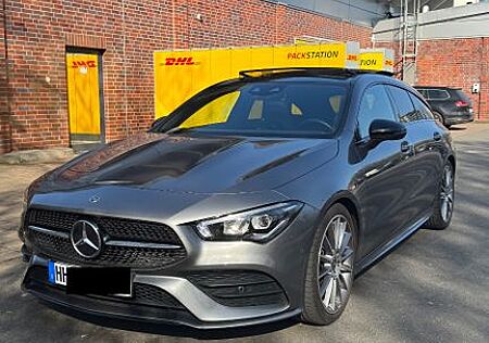 Mercedes-Benz CLA 200 Shooting Brake -