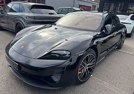 Porsche Taycan GTS ST HA-Lenk/PDCC/Beifahrer Display