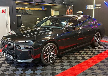 BMW 740 7 d xDrive M Sport*pano*iconic glow*HUD