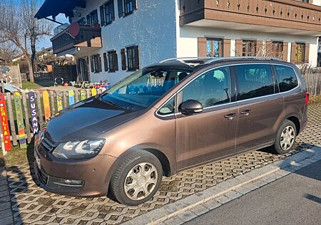 VW Sharan Volkswagen 2.0 TDI DSG 125kW BMotion Tech Highli...