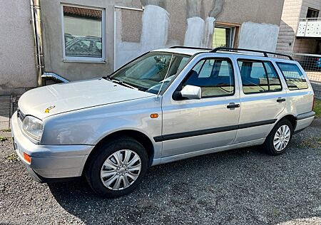 VW Golf Volkswagen 1.9TDI Rolling Stones * bald Oldtimer *