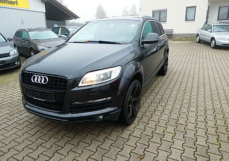 Audi Q7 3.0 TDI quattro 7 Sitze Leder Xenon Navi 22"