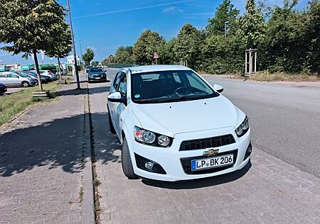 Chevrolet Aveo T300 1.6 116 PS TÜV NEU 98700 KM