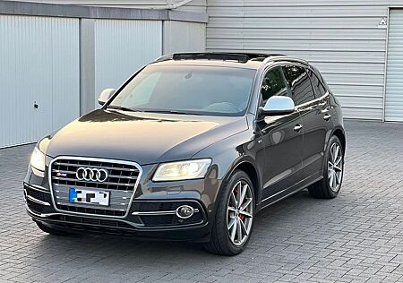 Audi SQ5 3.0 TDI Panorama 2 Hand Scheckheft