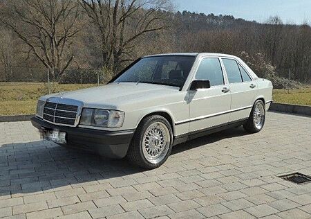 Mercedes-Benz 190