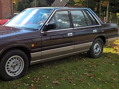 Nissan Laurel 2.8 SGL Diesel Bicolor aus Rentnerhand