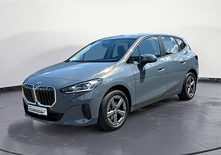 BMW 216i Active Tourer Aut. AHK Navi PDC Kamera Sitz