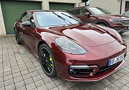 Porsche Panamera Turbo S E-Hybrid NP 244.000€ Mass./Bur/