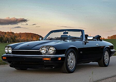 Jaguar XJS Cabrio 4.0 Liter **elegant und stilvoll**