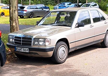 Mercedes-Benz 190