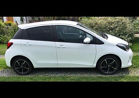 Toyota Yaris 1,33-l-Dual-VVT-i Club Club