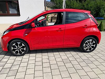 Toyota Aygo (X) 1,0-l-VVT-i x-play x-play
