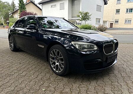 BMW 750d xDrive -/head-up/Schiebedach/VOLL
