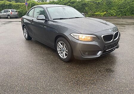 BMW 220i Coupé Autom.,Klima,Sitzh.,PDC