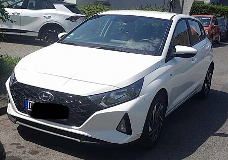 Hyundai i20 1.0 T-GDI 74kW Hybrid DCT Select Select