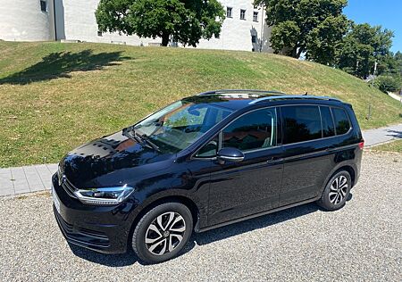 VW Touran Volkswagen 1.5 TSI OPF DSG ACTIVE ACTIVE