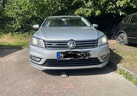 VW Passat Volkswagen 2.0 TDI 130kW R-Line BMT R-Line BlueM...