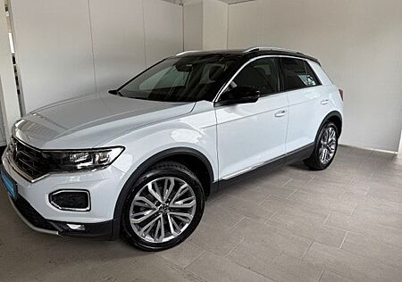 VW T-Roc Volkswagen Sport 1.5 TSI DSG Navi AHK LED el.Klappe D