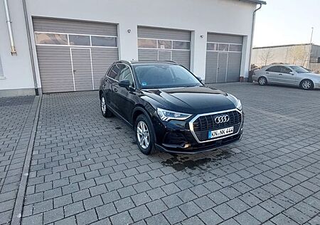 Audi Q3 35 TDI S tronic Prestige