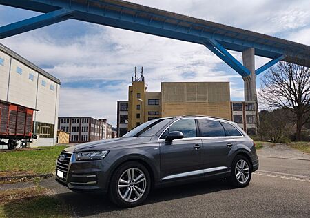 Audi Q7 3.0TDI quattro S line Luftfederung Nachtsicht