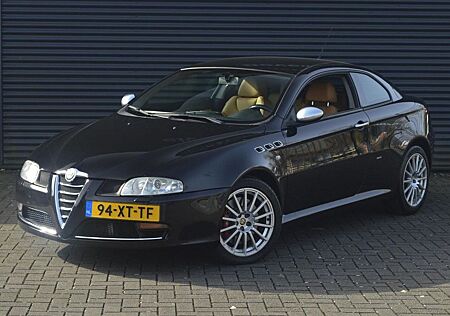 Alfa Romeo GT 3.2 V6 Distinctive Busso