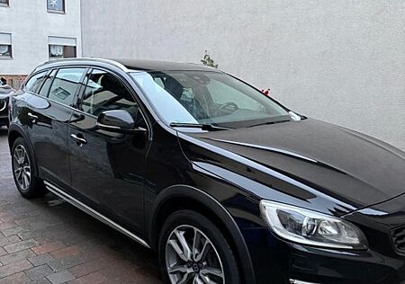 Volvo V60 CC V60 Cross Country D4 Geartronic Pro