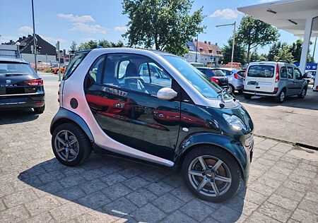 Smart ForTwo passion Panorama Klima Sitzh. LM. TÜV neu