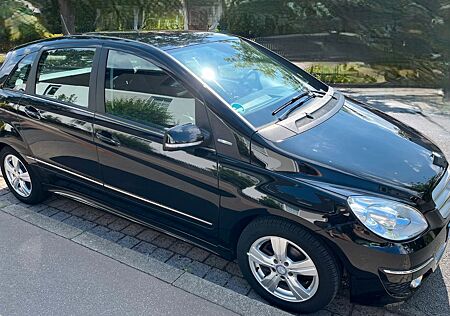 Mercedes-Benz B 160 BlueEFFICIENCY -