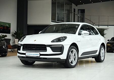 Porsche Macan T*SPORT-CHRONO*SOUND-PACKAGE+*LED*1.HAND