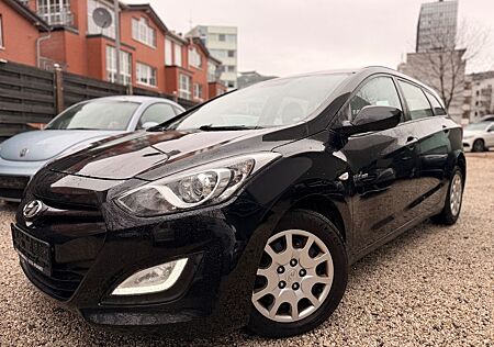 Hyundai i30 i30cw blue Premium/KLIMA/SHZ/LENK.HZ/TEMP/S-HEFT