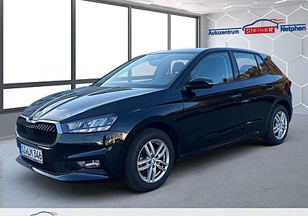 Skoda Fabia 1.0 MPI Essence Klima Parkwarner 8-fach