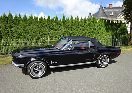 Ford Mustang V8 Cabrio Top Zustand