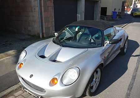 Lotus Elise - -