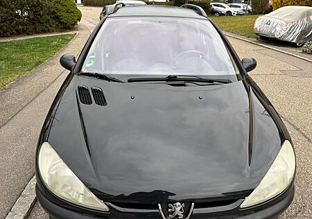 Peugeot 206 1.4 Tendance 75 Tendance Kombi
