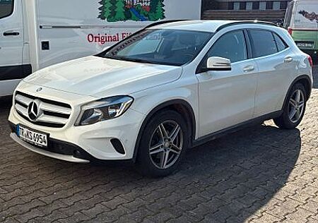 Mercedes-Benz GLA 200 GLA -Klasse