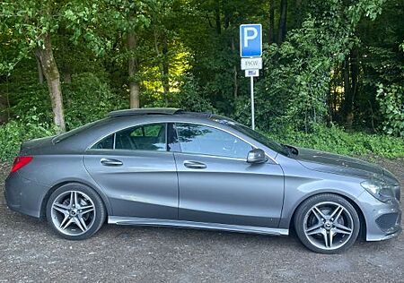 Mercedes-Benz CLA 200 AMG Line AMG Line